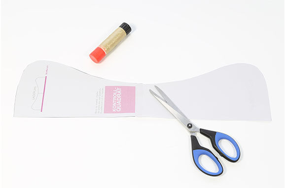 Klistra ihop mönsterdelar för läskuddar